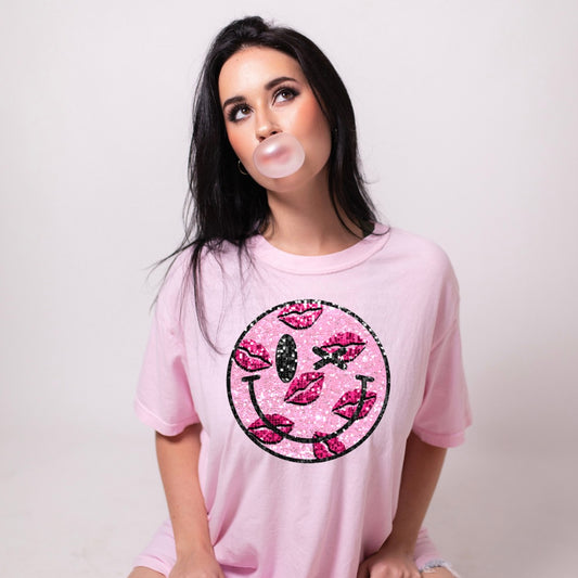 Kisses Smiley face Tshirt